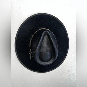 Black Wide Brimmed Hat